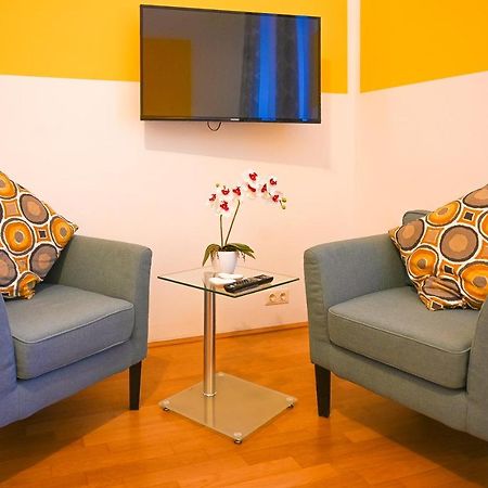 Backpacker Apartment Hofburg Vienna Exterior photo