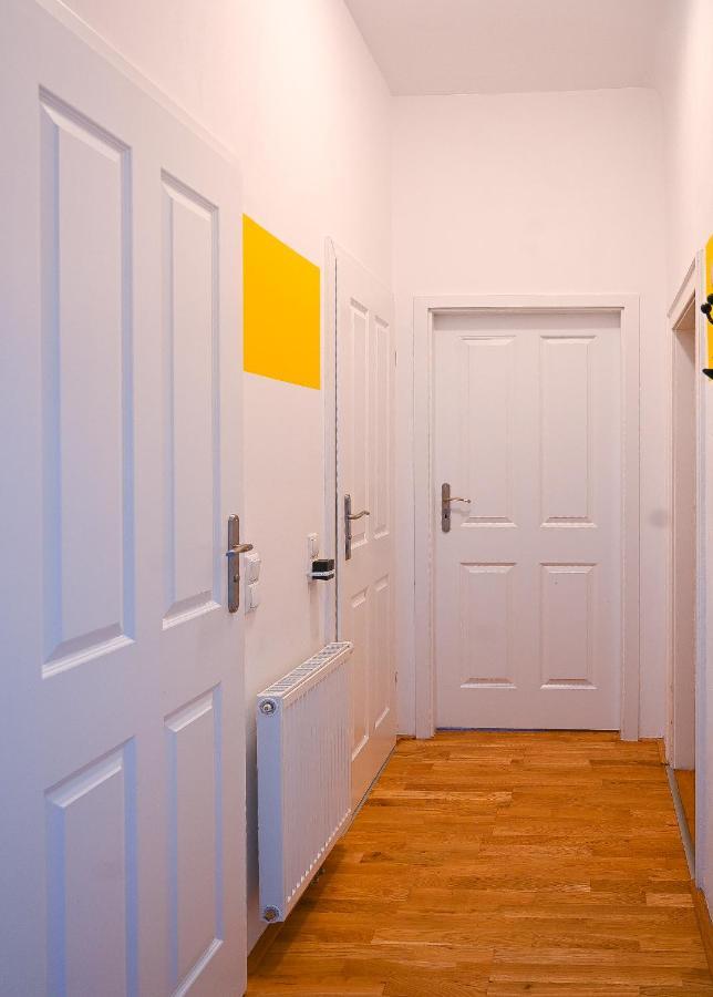 Backpacker Apartment Hofburg Vienna Exterior photo