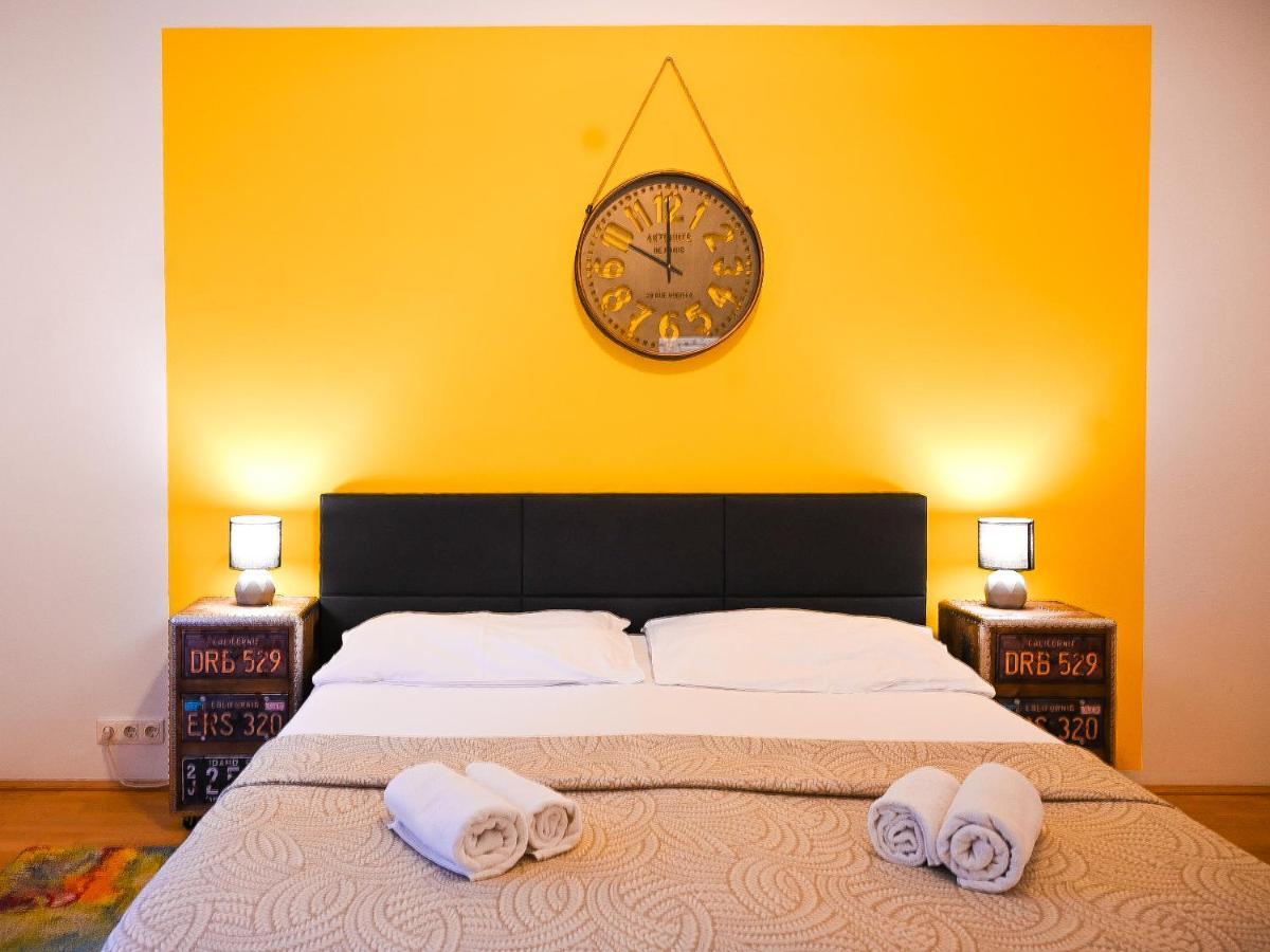 Backpacker Apartment Hofburg Vienna Exterior photo